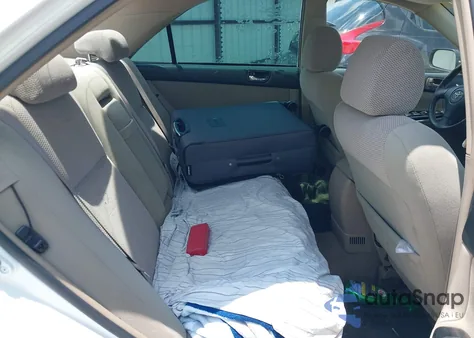 2003 Toyota Camry Se z USA, uszkodzony, nr VIN 4T1BE32K43U696218